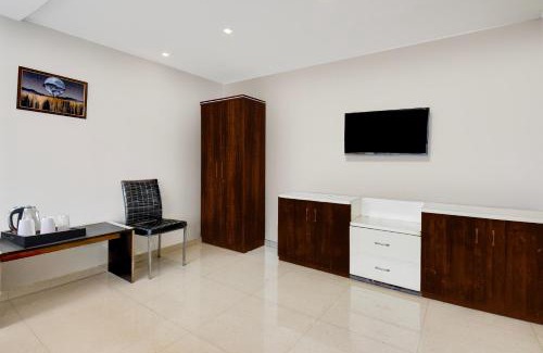 Mahalunge Ingale Hotel | Super Townhouse Chakan MIDC Pune Formerly Renuka Executive