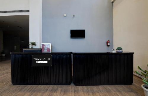 Mohangarh Hotel | Super Townhouse Gomti Nagar Matiyari