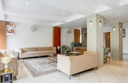 Siliguri Hotel | Super Townhouse Oak Sevoke Road Siliguri