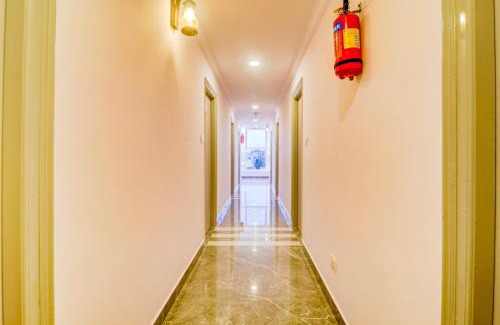 SR Nagar Hotel | Super Townhouse SR Nagar Near RCC Premier