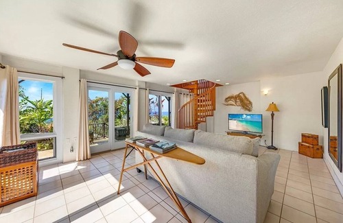 Kailua-Kona Cottage | Superb 1 Bedroom Guest House with180 deg Ocean View.