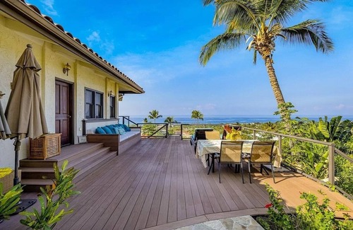 Kailua-Kona Cottage | Superb 1 Bedroom Guest House with180 deg Ocean View.