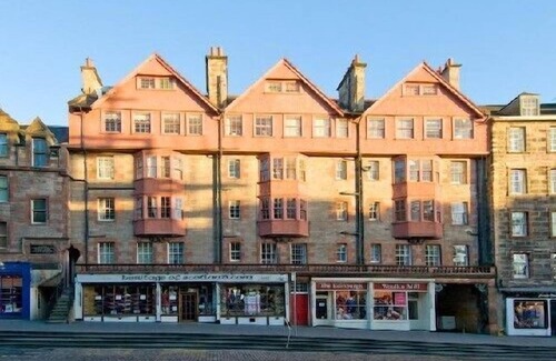 Old Town Apartment | Superb 1 bedroom + sofabed on the famous Royal Mile, 150 metres to Edinburgh Castle