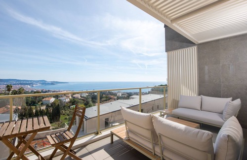 La Madeleine Apartment | Superb 2 bed 2 bath apartment with sea views in Nice