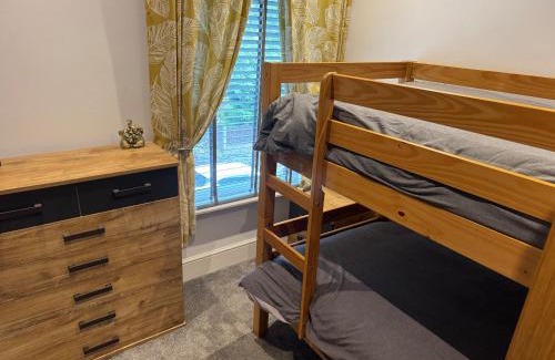 Stoke-on-Trent Apartment | Superb 2 bed Apartment Great location