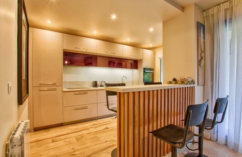 Tourgeville Apartment | Superb 2-Bed with Large Private Garden