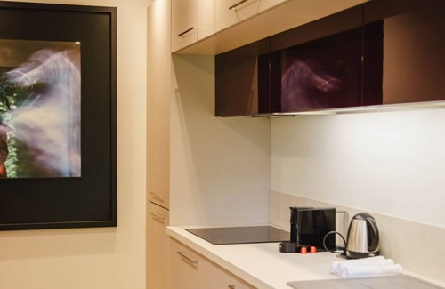 Tourgeville Apartment | Superb 2-Bed with Large Private Garden