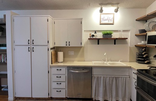 Palm Harbor Cottage | Superb 2bed, 2bath cottage with AC and pool in Palm Harbor