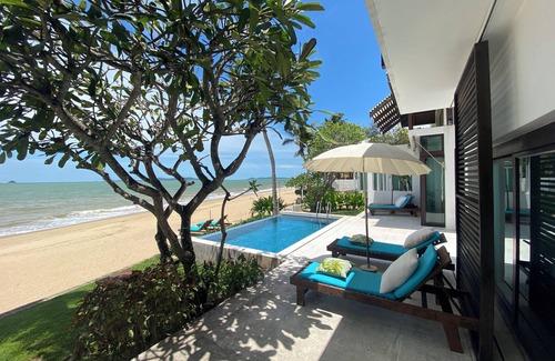 Rayong Villa | Superb 4 bedroom villa on the beach with a private swimming pool .