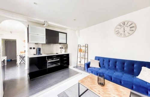 Savigny-sur-Orge Apartment | Superb accommodation close to station and freeway