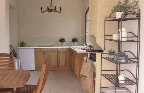 Eygalieres Villa | Superb air conditioned villa, pool heated at Eygalières