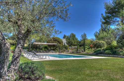 Eygalieres Villa | Superb air conditioned villa, pool heated at Eygalières