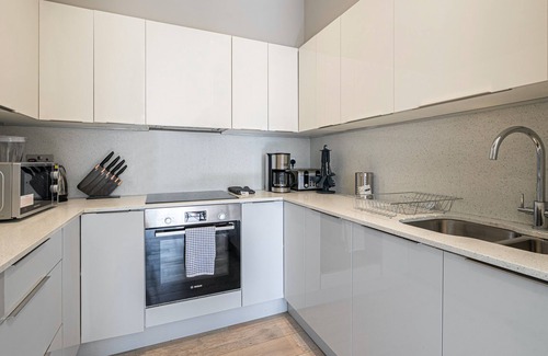 Bryanston and Dorset Square Apartment | Superb Apartment opposite Edgware Road Station