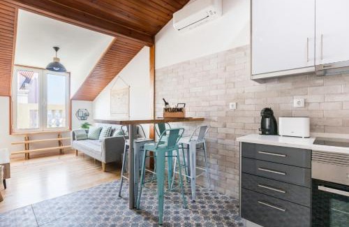 Alfama Apartment | Superb Apartments Overlooking Graça in Lisbon