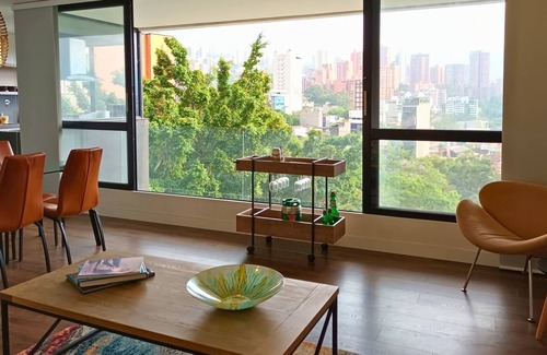 Lalinde Apartment | Superb Apt In The Center Of El Poblado, Medellín