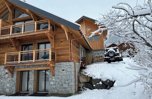 Les Allues Ski Chalet | Superb chalet in the heart of the 3 valleys