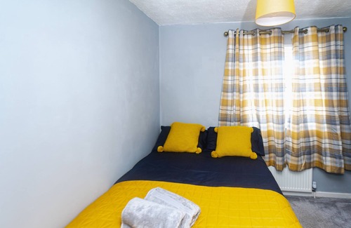 Patchway House | Superb Dwelling! Fast Wifi, Parking, Patchway