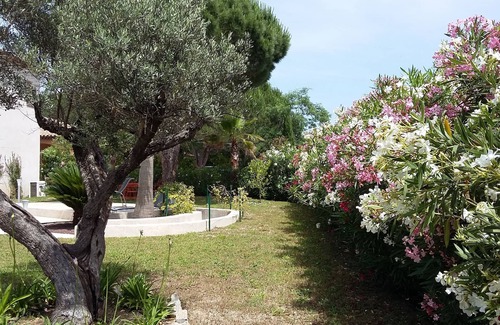 Preconil Villa | Superb family villa close to the center of the village of LE PLAN DE LA TOUR.