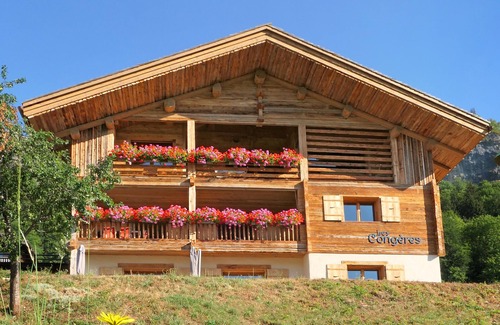 Le Chinaillon Ski Chalet | Superb flat for 6/8 people-authentic chalet