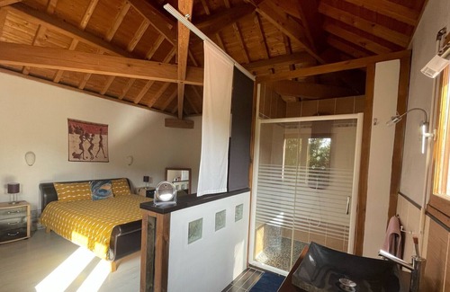 Mauzac-et-Grand-Castang Villa | Superb villa with heated pool