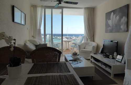 Santa Ponsa Apartment | Superb Front Line Apartment with fantastic sea views
