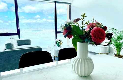 Rhodes Apartment | Superb Harbour bridge&City view