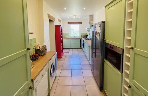 Baleyssagues Villa | Superb Holiday Home overlooking the countryside