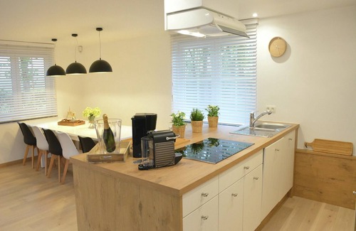 Ciney House | Superb holiday home with garden in Serinchamps