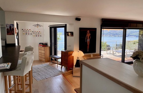 Veyrier-du-Lac House | Superb lake view villa, facing south, pool. 60sqm living-dining. 4 bdr, 3 bth.