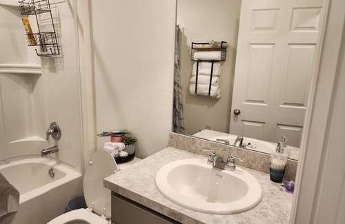 Ocala House | Superb Location, Convenient Stay & Free ParkingnMarion Oaks Ocala Florida