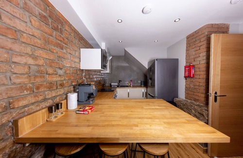 Bonnington Apartment | Superb Luxury Quality Central Apartment on Canal