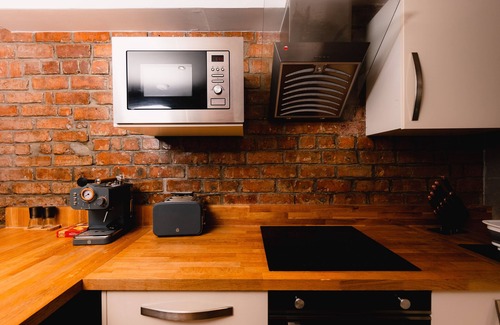 Bonnington Apartment | Superb Luxury Quality Central Apartment on Canal