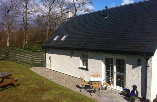 Helensburgh Cottage | Superb luxury Rural Location set close to the banks of Loch Lomond National park
