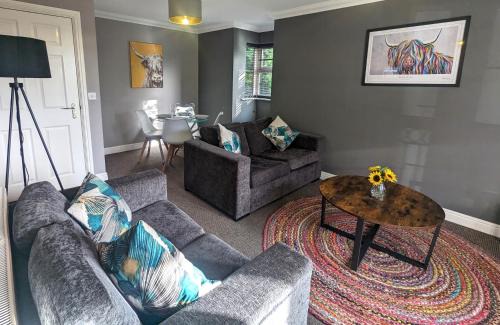 Tatenhill Apartment | Superb Modern Apartment, FREE Secure Parking!
