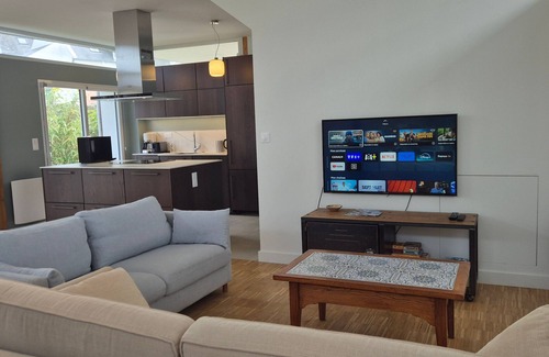 Groix House | Superb new house in Groix, near village