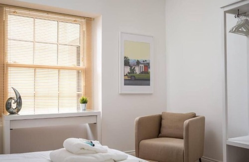 Montpellier Apartment | Superb one bed apartment in desirable Montpellier