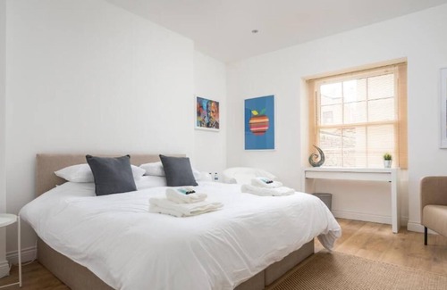 Montpellier Apartment | Superb one bed apartment in desirable Montpellier