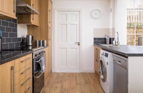 Montpellier Apartment | Superb one bed apartment in desirable Montpellier