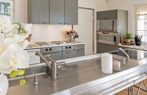 Guerrevieille Villa | Superb property with beautiful garden, sea view and vis-à-vis the beach