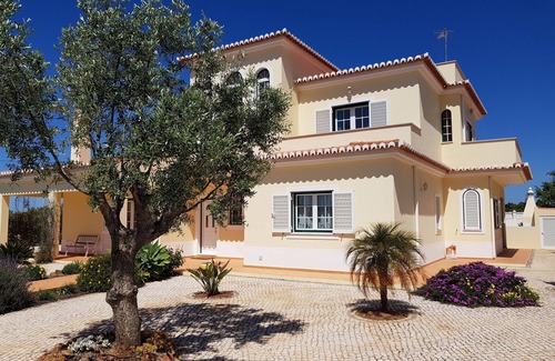 Porches Villa | Superb quiet villa with panoramic views of the ocean and the countryside