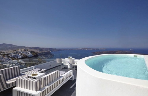 Kamari Villa | Superb Santorini Villa | 1 Bedroom | Villa Stone and Sea | Breathtaking.