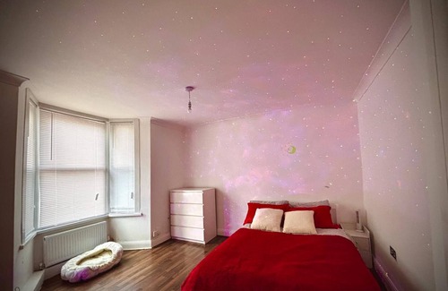 Stratford Apartment | Superb Stratford Accommodation