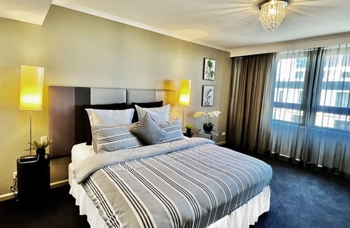 Parramatta Apartment | Superb studio, 2m walk to Parramatta station