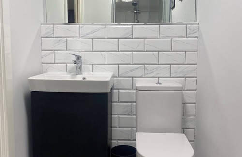 Middlesbrough Apartment | Superb Studio Apartment, In the Heart of Middlesbrough with free secure parking