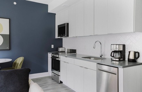 Capitol Hill Apartment | Superb SW Waterfront Jr 1BR w/EV Charging, nr Dining, by Blueground