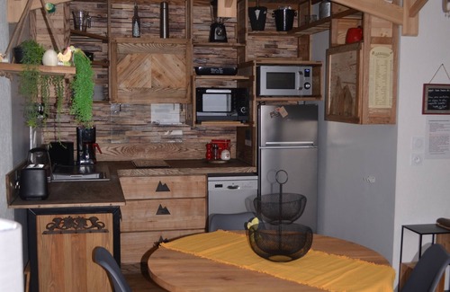 Les Angles Apartment | SUPERB T2 ATYPIQUE-4 sleeps 3★-45m2, ideally located-VIEWS PANO-WIFI fiber
