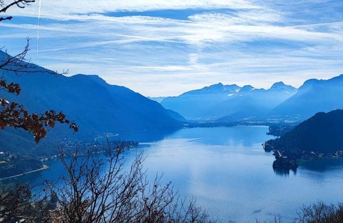 Saint-Eustache Villa | Superb Takapuna Lake and Mountain Suite+Loft 12 p