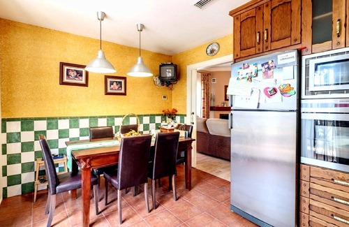 Motril Villa | Superb view for 8 people in Mediterranean style