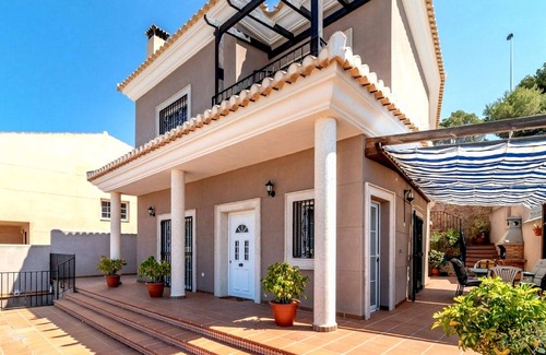 Motril Villa | Superb view for 8 people in Mediterranean style