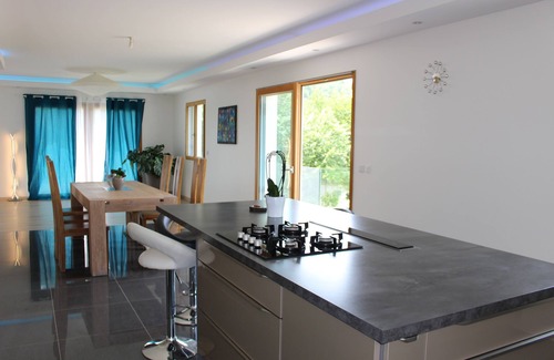 Morez Villa | Superb Villa Modèrne et Tout Confort